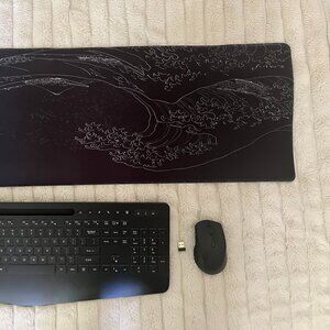 Wireless Connection LED keyboard and Mouse with mouse Pad